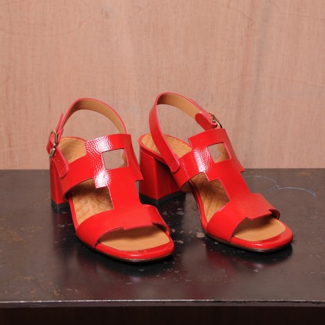 LUSCA40 CHIE MIHARA SANDALS...