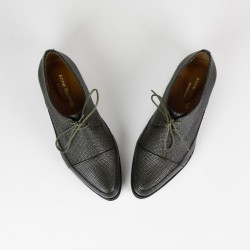 London derbies sharp khaki Shoes Anne Thomas